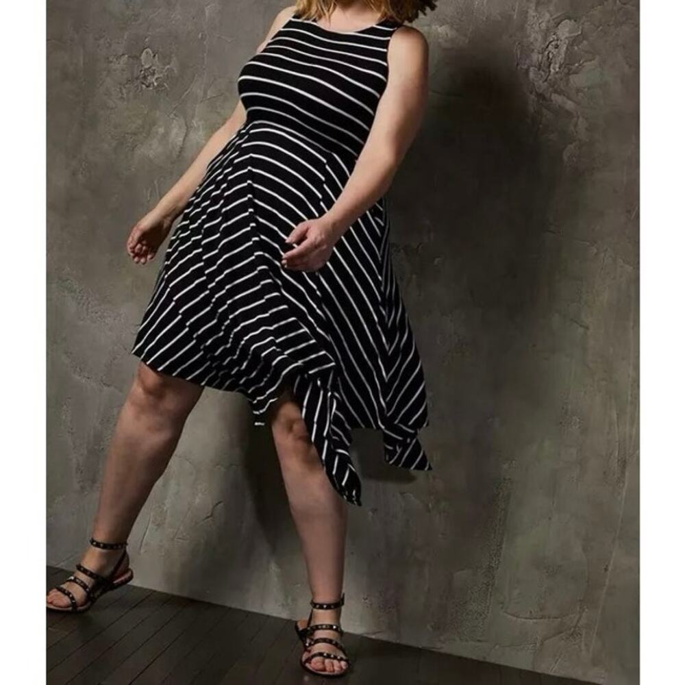 Torrid Super Soft Knit Sleeveless Striped Midi Dress 00 Medium Black White